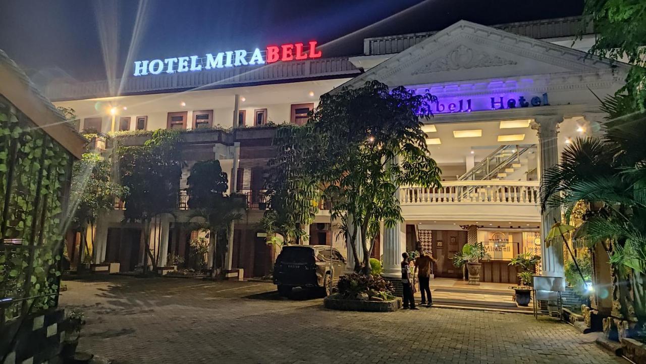 Mirabell Hotel & Convention Hall มะลัง ภายนอก รูปภาพ